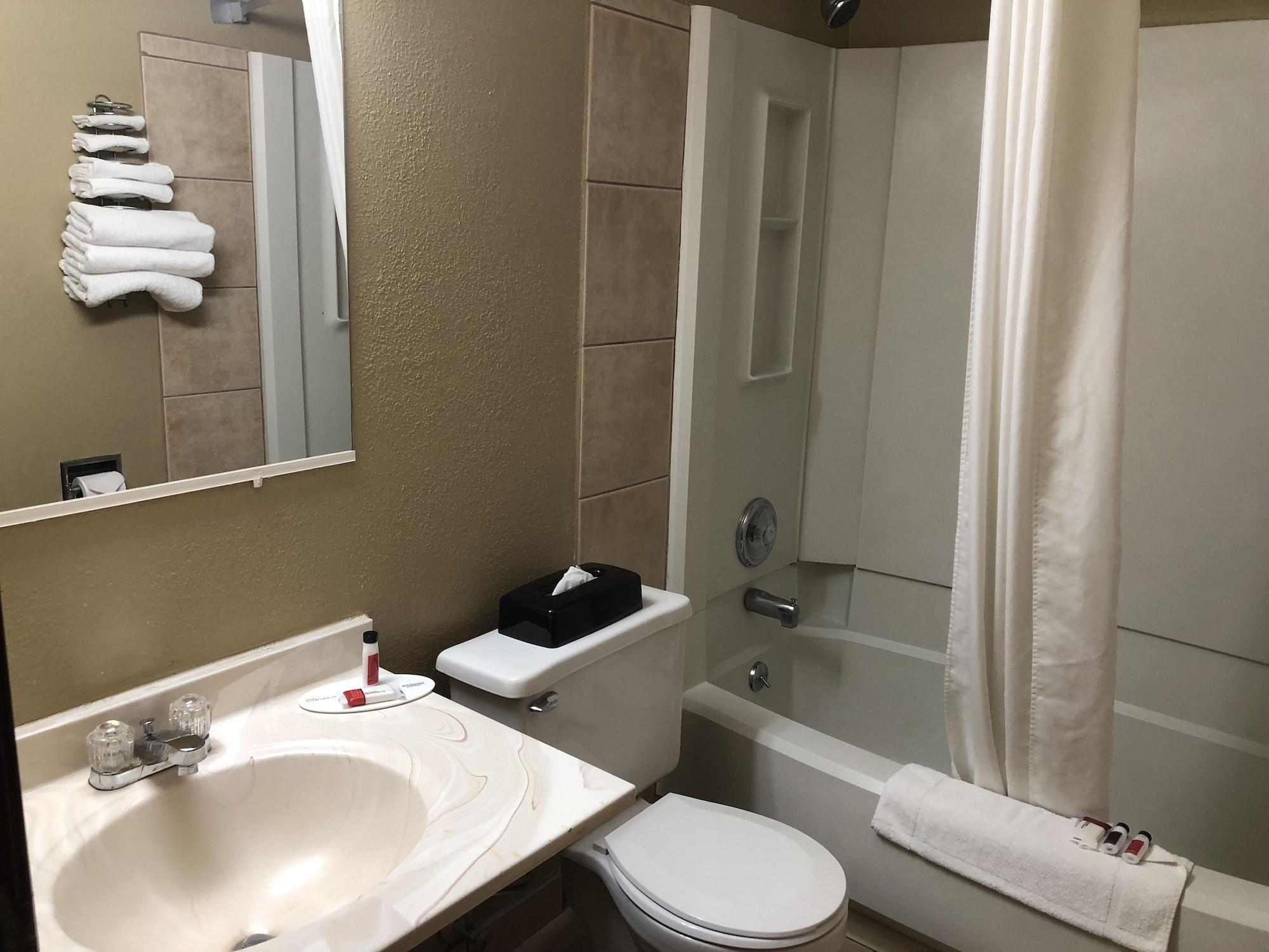 Super 8 By Wyndham 3* Crystal Lake