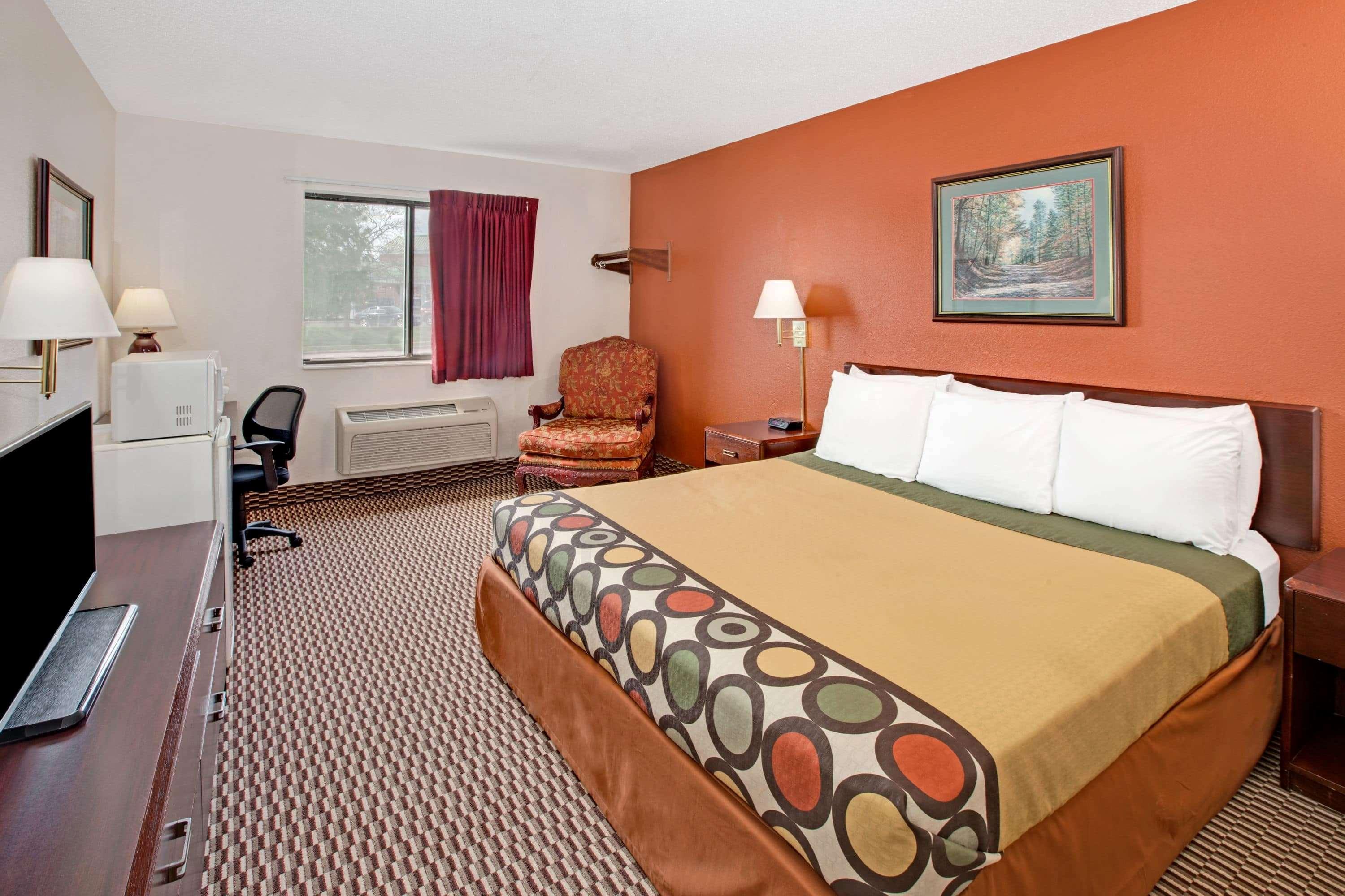 Super 8 By Wyndham 3* Crystal Lake